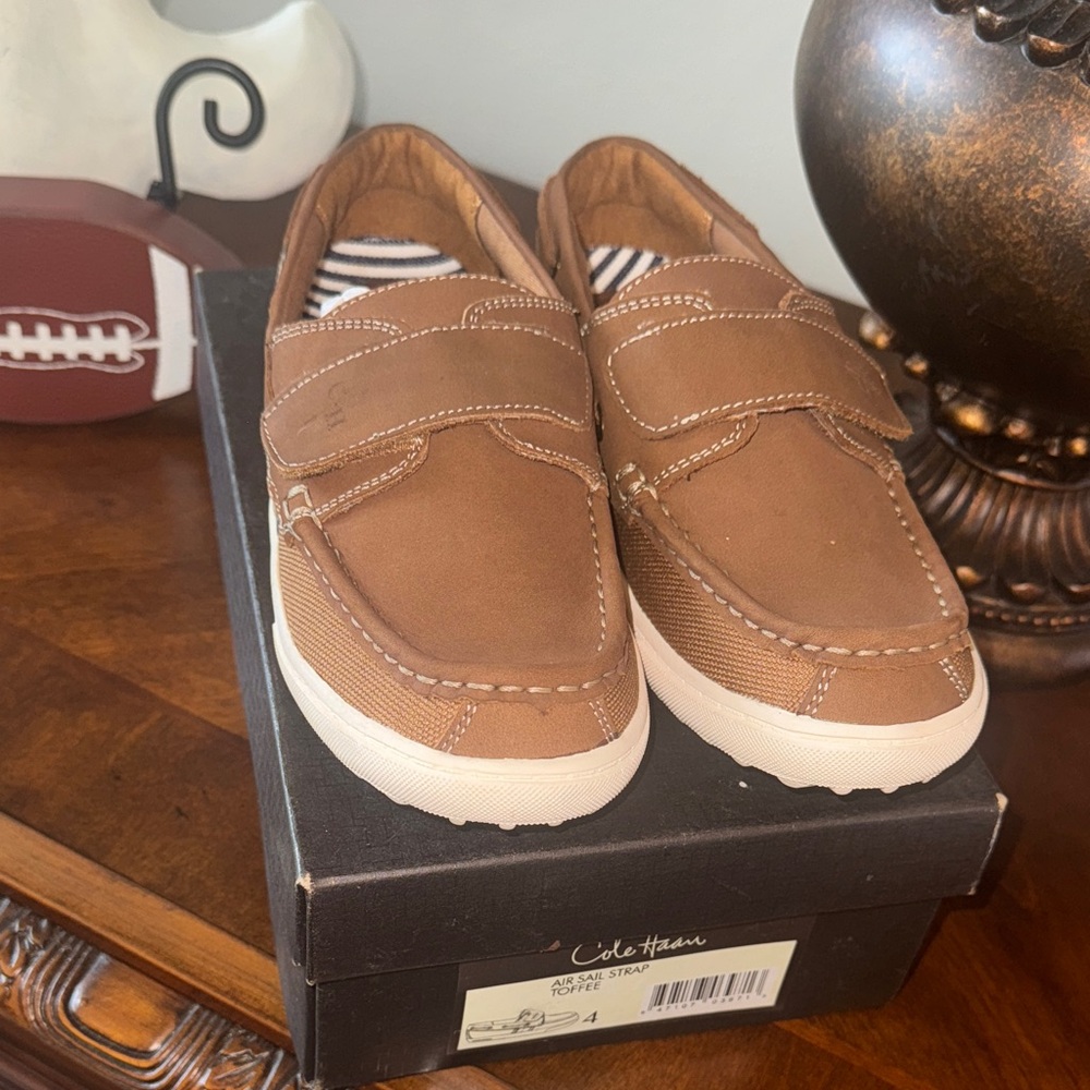 Cole Haan Kids Tan Loafers with White Sole